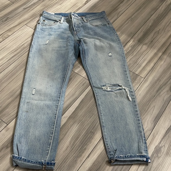 Vintage high waist jeans levis, they don’t have a size but fit like a 26/27 - Picture 3 of 3